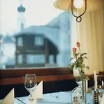 Alfonsstueberl - & Restaurant Ξενοδοχείο με διαμερίσματα 3*