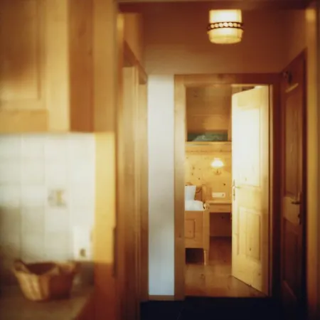 Alfonsstueberl - & Restaurant Apartmanhotel Innervillgraten