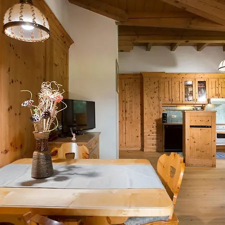 Apartmanhotel Alfonsstueberl - & Restaurant Innervillgraten