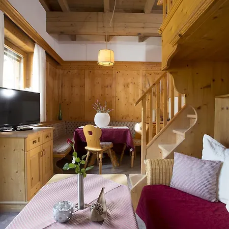 Apartmanhotel Alfonsstueberl - & Restaurant Innervillgraten