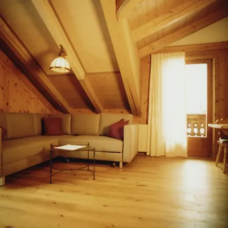 Alfonsstueberl - & Restaurant 3* Innervillgraten