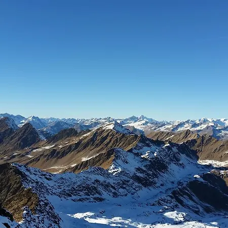 شقة فندقية Alfonsstueberl - & Restaurant 3*