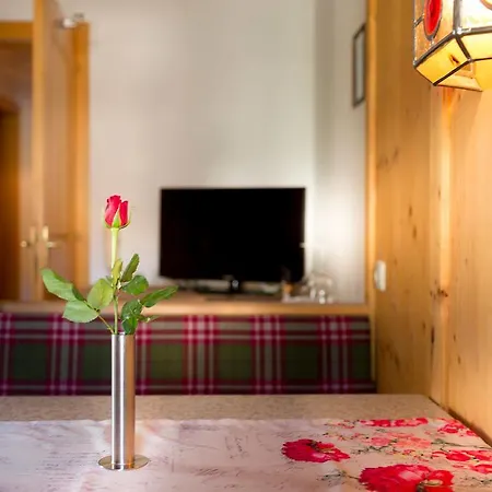 شقة فندقية Alfonsstueberl - & Restaurant 3*